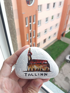 Акриловый рисунок на камне "Таллинн"