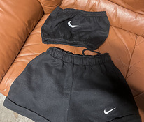 Женский топ с шортами Nike