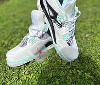 Новые Nike Jordan 4. Размер 42/43. Новый продукт!
