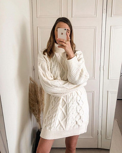 Новое, мягкое, белое, свитер-платье XS/S, L/XL