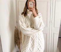 Новое, мягкое, белое, свитер-платье XS/S, L/XL