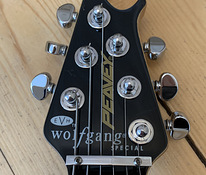 Продам специальную гитару Peavey EVH Wolfgang.