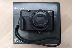 Fotoaparaat Sony DSC-RX100