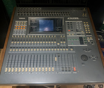 Yamaha 02r Digital Mixing Recording Console with MB02 Meter