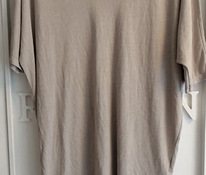 Удобная мягкая серая футболка, размер L / XL