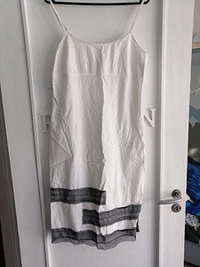 Белое платье, 40
