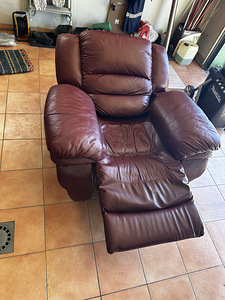 Раскладной диван, кресло, кожа