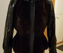Кожаная куртка с натуральным мехом, размер S-M