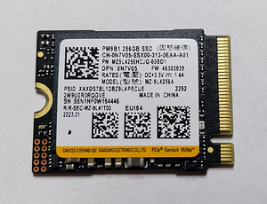 SAMSUNG 256 GB NVME GEN.4 M.2 SSD
