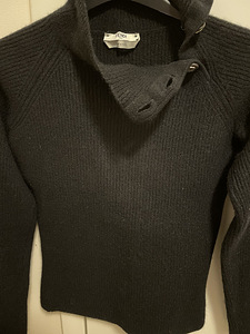Fendi свитер,размер XS/S,оригинал