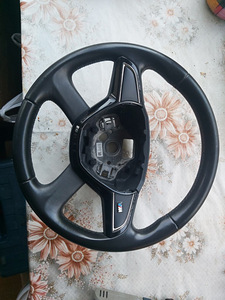 Кожаное рулевое колесо Skoda Octavia