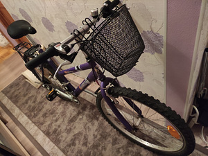 Велосипед женский с большой корзиной
