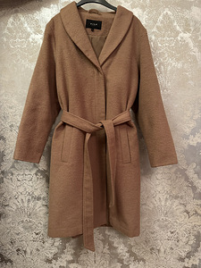 Продам поношенное пальто на подкладке Vila, размер L-XL