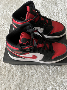 Nike Air Jordan tossud