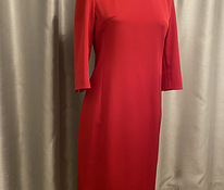 Вишнево-красное платье