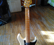 Samick Standard Stratocaster, японская отечественная модель MIK