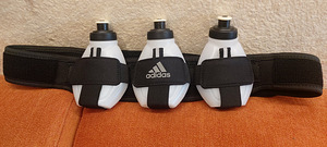 Сумка для бега Adidas с тремя бутылочками