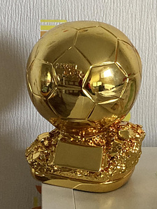 Реплика Золотого мяча