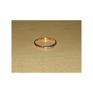 Kuld sõrmus teemantiga 585 proov (№330)