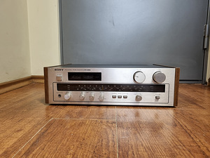 Стереоприемник Sony STR-2800 AM/FM (1976-78)