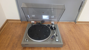 Sony PS-1700 2-Speed Belt-Drive Turntable