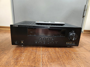 Аудио-видео ресивер Yamaha RX-V465