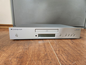 Компакт-дисковый проигрыватель Cambridge Audio Azur 640C