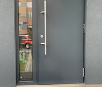 Наружная металлическая дверь Hörmann 2150