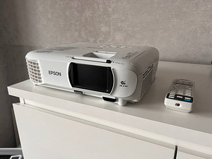 EPSON EH-TW650 Projektor