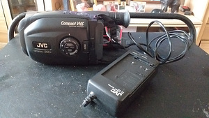 JVC GR-AX280 (VHS-C)