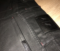 Новые мужские джинсы Armani 30 размера.