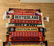 Футбольные шарфы - 21 штука