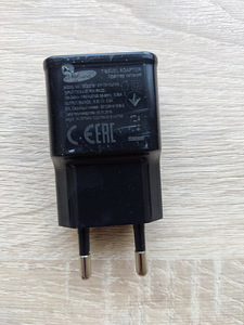 Зарядное устройство с USB-портом