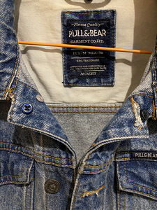 Джинсовая жилетка Pull&bear