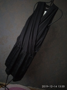 Uus pidulik must kleit, natukene laikiv, nagu siidist, 38