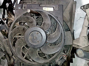 Вентилятор радіатора на Opel