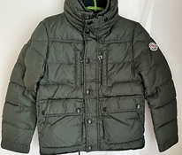 Зимняя зеленая курточка Moncler