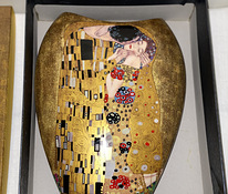 Фарфоровая ваза - GUSTAV KLIMT «kisses”, 24k gold.