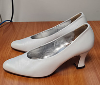 Pidulikud valged kingad, suurus 37,5