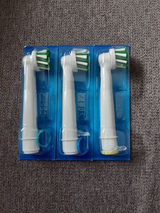 Новинка!Насадки для зубных щеток Oral-B Braun 3 шт.