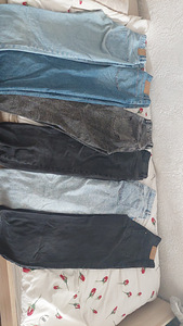 Разные джинсы. Размер 40/L
