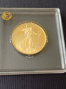Монета чеканки 1933 года из золота