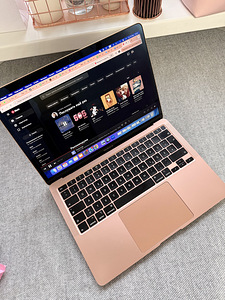 MacBook Air 2020, 256gb, 13-inch, Retina (1 foto / 3)