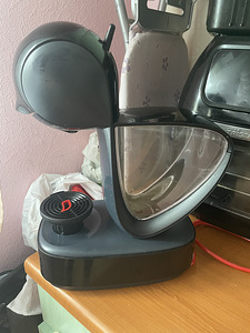 Кофемашинка Nescafe Dolce Gusto (2 фото из 4)