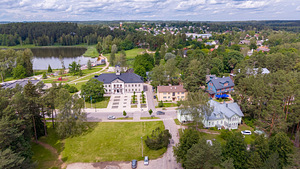 Kesk tn 35, Elva, Elva vald, Tartumaa (32 foto / 39)