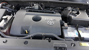 TOYOTA RAV4 2.2D 100kW (15 foto / 15)