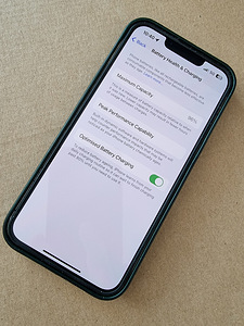 Apple iPhone 13 Pro 256GB Alpine Green (2 foto / 8)