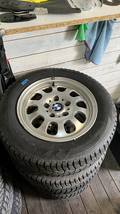 Диски BMW и шины 195/65r15 (1 фото из 5)