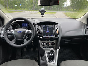 Ford focus (10 foto / 10)