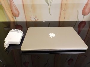 MacBook Pro 13 (Retina - i5/8GB/128GB) (6 foto / 8)